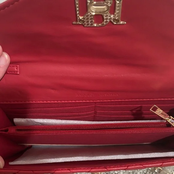 Badgley Mischka Red Quilted Crossbody Chain Bag - Picture 7 of 7